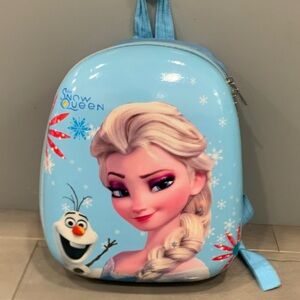 The Snow Queen ❄️ 
Disney Frosen Elsa back bag